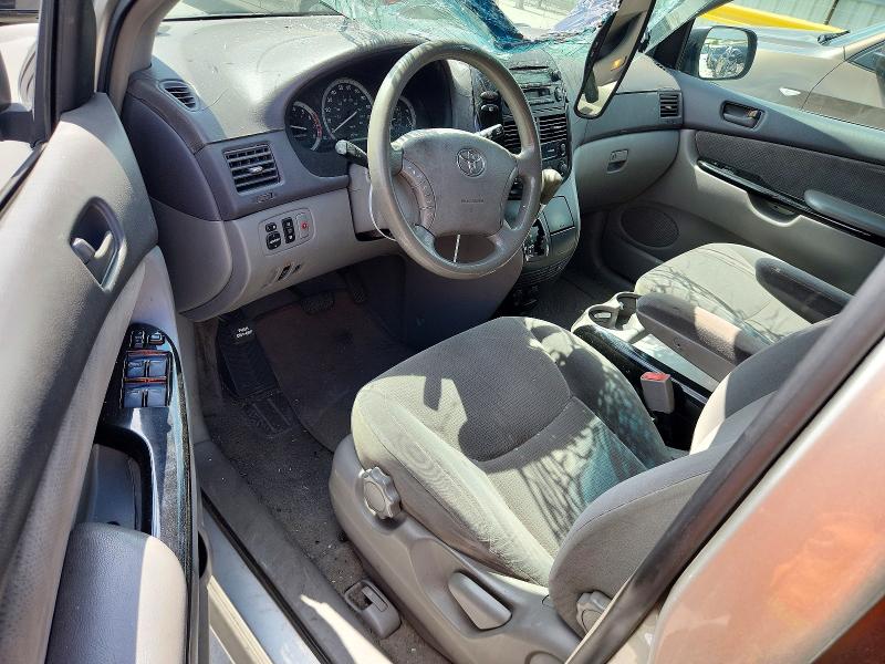 2004 Toyota Sienna VIN 5TDZA23CX4S063969 COPART salvage auction — FRONT END, Tx - Salvage Vehicle Title, sold $875 on 2026-07-17 (photo 8)
