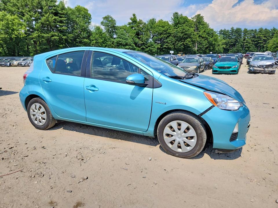 2013 Toyota Prius VIN JTDKDTB38D1050750 COPART salvage auction — FRONT END, Salvage Title, sold $1,200 on 2026-07-15 (photo 4)