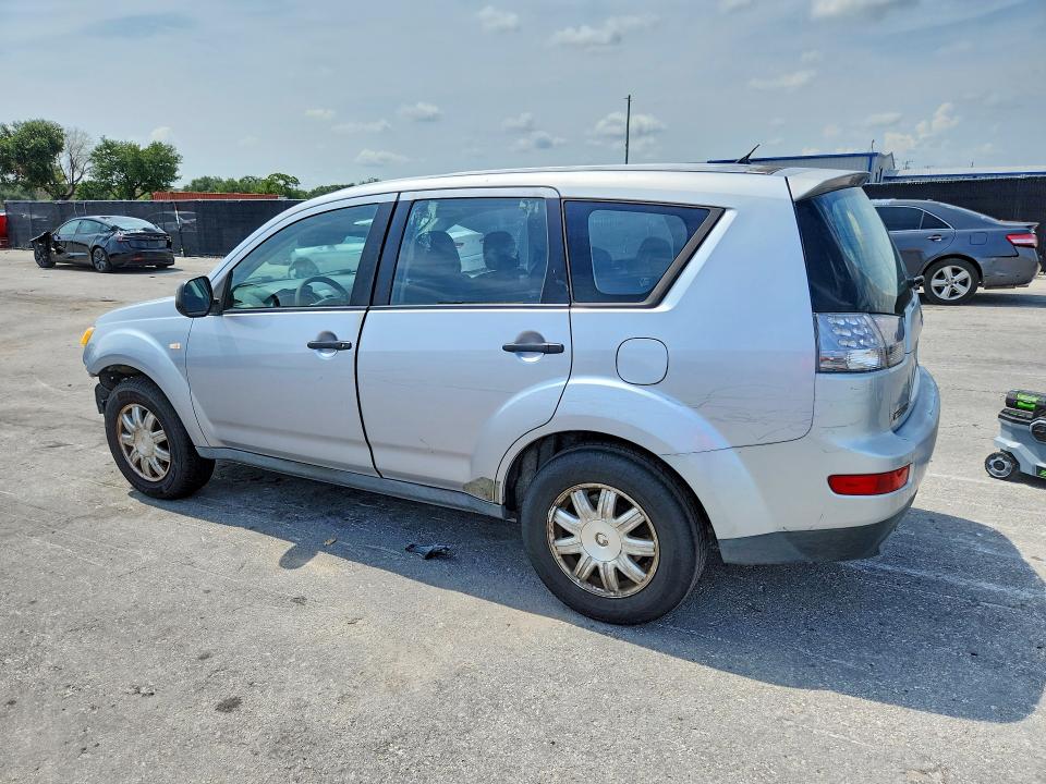 2007 Mitsubishi Outlander VIN JA4MS31X27Z005077 COPART salvage auction — FRONT END, FL - CERT OF TITLE SLVG REBUILDABLE, sold $350 on 2026-07-09 (photo 2)