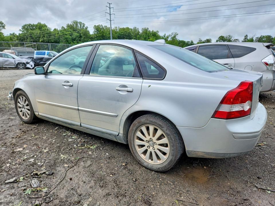 2005 Volvo S40 VIN YV1MS382552108171 COPART salvage auction — FRONT END, Md - Cert Of Salvage > 75% Damage, sold $300 on 2026-07-07 (photo 2)