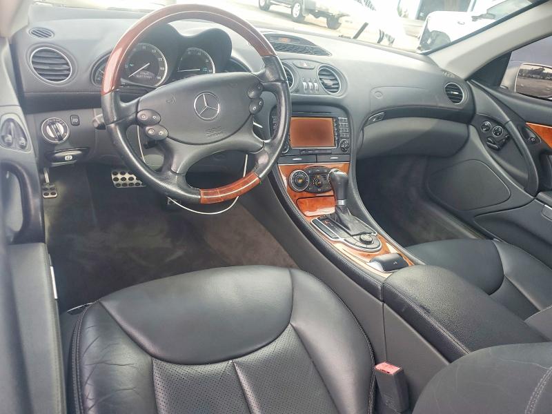 2005 Mercedes-benz Sl-class VIN WDBSK75F95F103929 COPART salvage auction — NORMAL WEAR, Fl - Certificate Of Title, sold $7,550 on 2026-07-07 (photo 8)