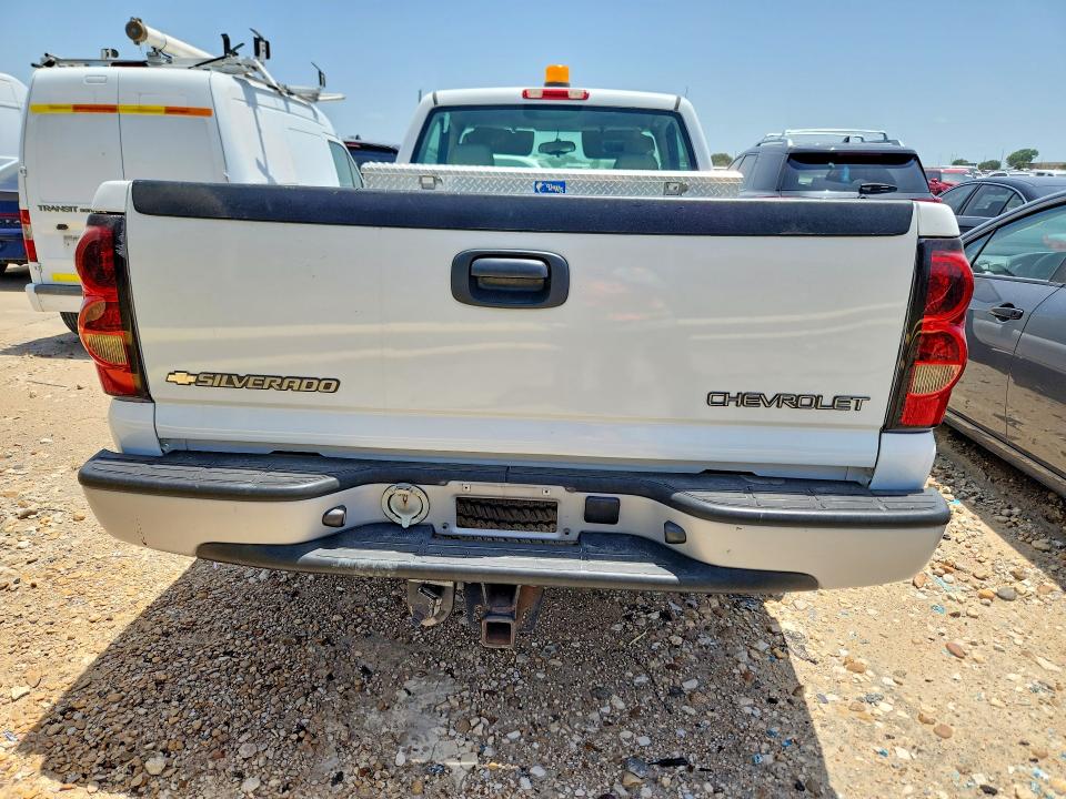 2007 Chevrolet Silverado 1500 VIN 1GCEC14V67Z110629 COPART salvage auction — NORMAL WEAR, TX - CERTIFICATE OF TITLE, sold $4,850 on 2026-07-09 (photo 6)
