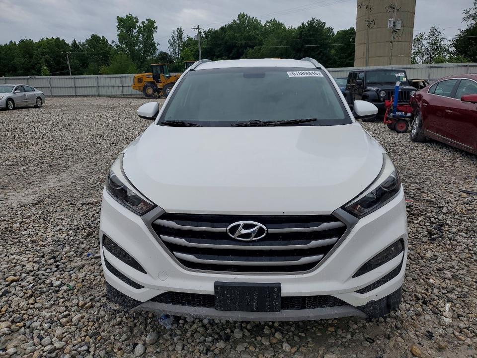 2018 Hyundai Tucson VIN KM8J3CA44JU764924 COPART salvage auction — NORMAL WEAR, Wv - Certificate Of Title, sold $4,100 on 2026-07-16 (photo 5)
