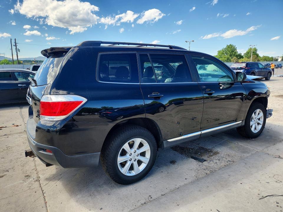 2011 Toyota Highlander VIN 5TDBK3EHXBS071208 COPART salvage auction — FRONT END, Co - Salvage Title, sold $1,500 on 2026-07-13 (photo 3)
