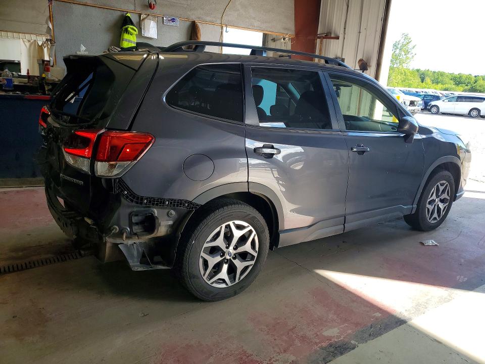2022 Subaru Forester VIN JF2SKADC5NH495724 COPART salvage auction — REAR END, Ny - Mv-907A Salvage Certificate, sold $4,500 on 2026-07-15 (photo 3)
