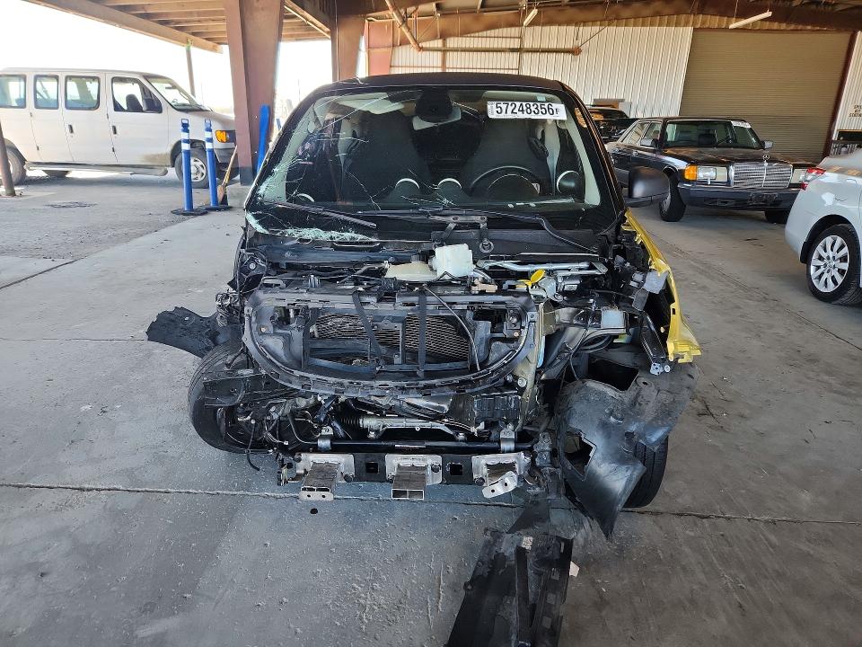 2016 Smart Fortwo VIN WMEFJ5DAXGK066675 COPART salvage auction — FRONT END, CA - NON-REPAIRABLE VEHICLE CERT, sold $10 on 2026-08-20 (photo 5)