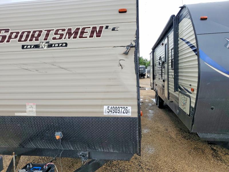 2017 Kz-rv Sportsmen VIN 4EZTU2922H5013511 COPART salvage auction — HAIL, IA - CERTIFICATE OF TITLE, sold $5,800 on 2026-07-07 (photo 9)