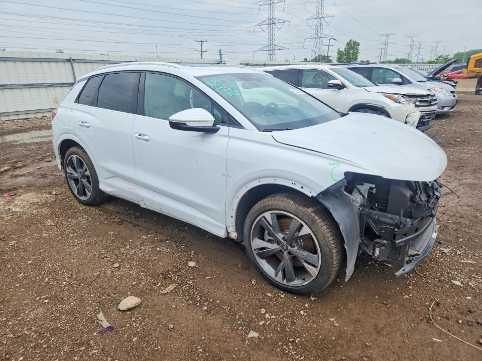 2022 Audi Q4 e-tron VIN WA1H2BFZ5NP030408 COPART salvage auction — FRONT END, Or - Salvage Title Certificate, sold $12,900 on 2026-09-01 (photo 4)