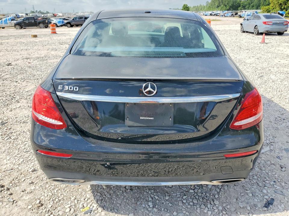 2018 Mercedes-benz E-klasse VIN WDDZF4JBXJA303818 COPART salvage auction — FRONT END, TX - SALVAGE VEHICLE TITLE, sold $4,150 on 2026-07-31 (photo 6)
