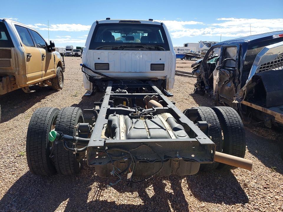 2022 Ford F-450 super duty VIN 1FD0W4HT0NEF82398 COPART salvage auction — Burn Engine, Mn - Cert Of Title-Salvage, sold $17,200 on 2026-07-07 (photo 6)