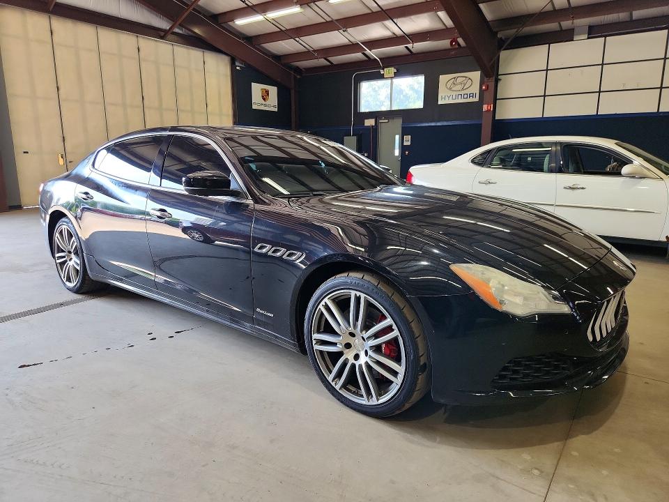 2017 Maserati Quattroporte VIN ZAM56RRL6H1235803 COPART salvage auction — MINOR DENT/SCRATCHES, Tx - Certificate Of Title (P), sold $11,300 on 2026-07-30 (photo 4)