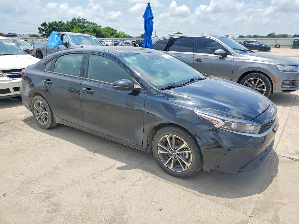 2024 Kia Forte VIN 3KPF24AD1RE729383 COPART salvage auction — HAIL, Tx - Certificate Of Title, sold $7,400 on 2026-09-03 (photo 4)