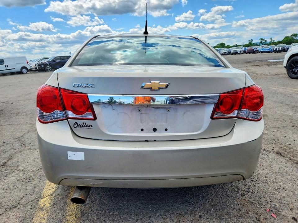 2014 Chevrolet VIN 1G1PA5SG8E7432605 COPART salvage auction — FRONT END, Pa - Certificate Of Salvage, sold $400 on 2026-07-02 (photo 6)