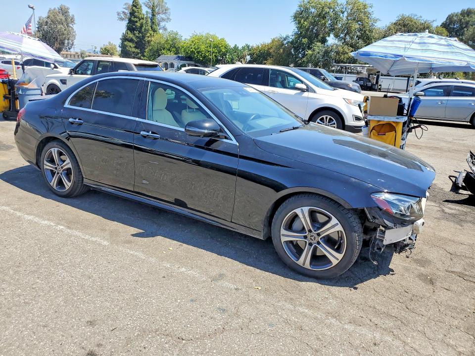 2020 Mercedes-benz E-klasse VIN W1KZF8DB7LA834450 COPART salvage auction — FRONT END, CA - SALVAGE CERTIFICATE, sold $13,600 on 2026-07-31 (photo 4)