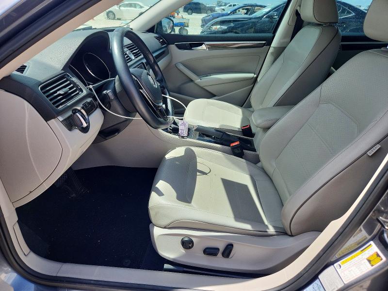 2016 Volkswagen Passat VIN 1VWBS7A32GC059822 COPART salvage auction — SIDE, Tx - Salvage Vehicle Title, sold $3,000 on 2026-07-09 (photo 7)