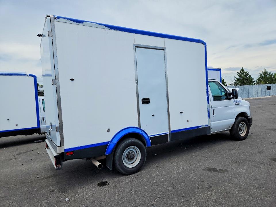 2023 Ford Econoline VIN 1FDWE3FK9PDD08479 COPART salvage auction — MINOR DENT/SCRATCHES, Fl - Certificate Of Title, sold $11,500 on 2026-07-29 (photo 3)