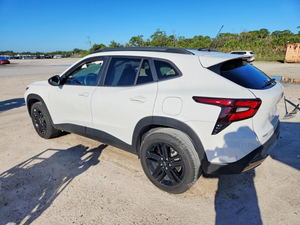 2025 Chevrolet Trax VIN KL77LKEP4SC223163 COPART salvage auction — SIDE, Fl - Certificate Of Destruction, sold $7,000 on 2026-07-08 (photo 2)
