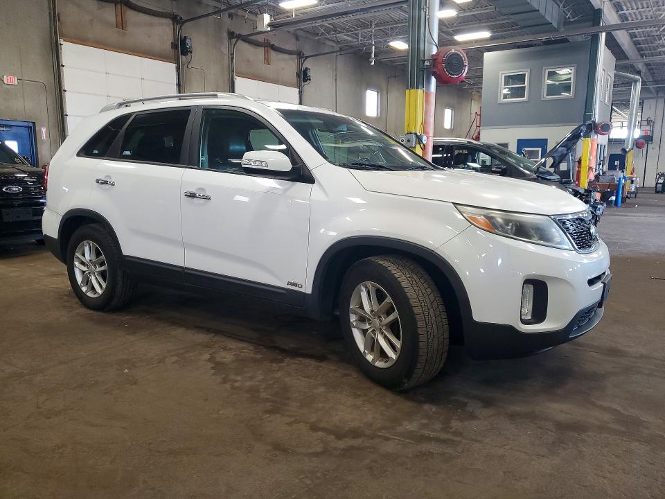 2014 Kia Sorento VIN 5XYKTCA69EG449862 COPART salvage auction — FRONT END, Mn - Certificate Of Title, sold $2,418 on 2026-07-02 (photo 4)