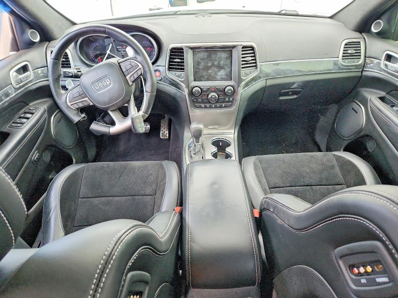 2017 Jeep Grand cherokee VIN 1C4RJFDJ9HC964245 COPART salvage auction — VANDALISM, ON - PERMIT NO BRAND - UNFIT, sold $3,600 on 2026-07-30 (photo 8)