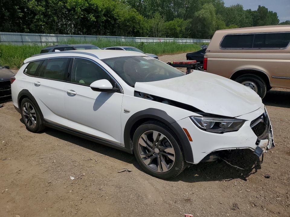 2019 Buick Regal VIN W04GT8SX2K1028775 COPART salvage auction — FRONT END, Mi - Certificate Of Title, sold $4,400 on 2026-07-29 (photo 4)