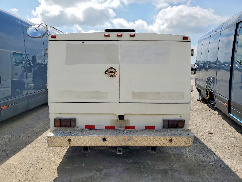 2007 Isuzu Npr VIN JALC4B16277011212 COPART salvage auction — MINOR DENT/SCRATCHES, VA - CERTIFICATE OF TITLE (P), sold $3,050 on 2026-07-29 (photo 6)