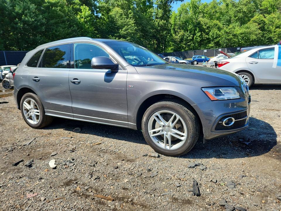 2014 Audi Q5 VIN WA1DGAFPXEA110170 COPART salvage auction — MINOR DENT/SCRATCHES, VA - CERTIFICATE OF TITLE, sold $7,100 on 2026-07-02 (photo 4)