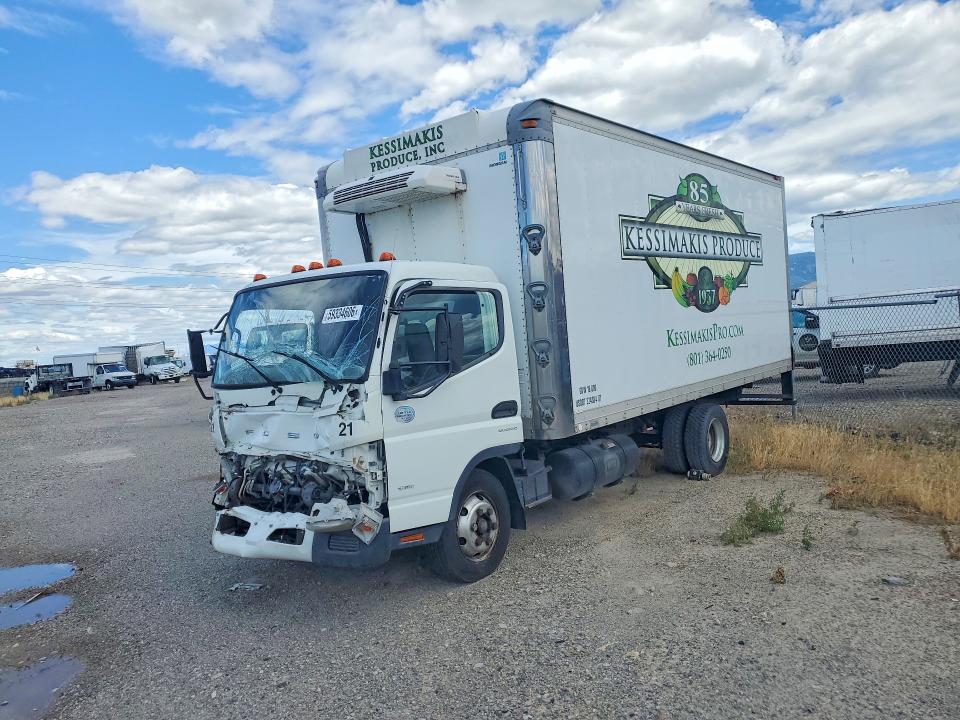2015 Mitsubishi Fuso VIN JL6CRG1A3FK000517 COPART salvage auction — FRONT END, UT - SALVAGE CERTIFICATE, sold $2,100 on 2026-08-26 (photo 1)