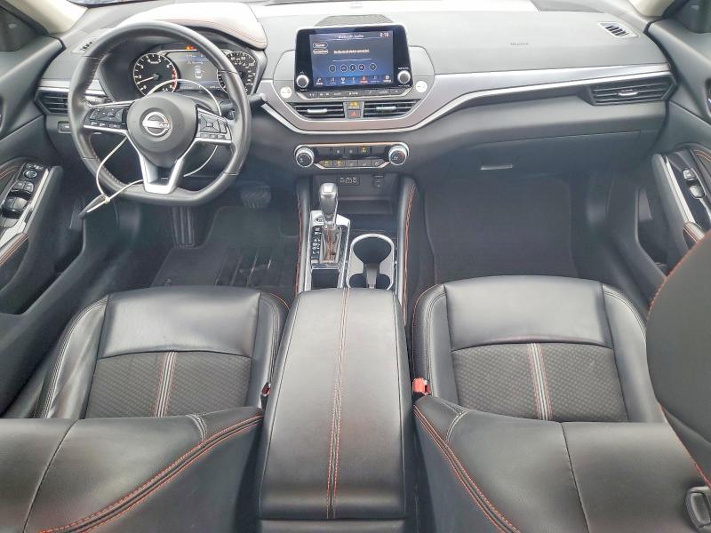 2023 Nissan Altima VIN 1N4BL4CV9PN359994 COPART salvage auction — MINOR DENT/SCRATCHES, Ca - Dis/Dlr/Exp Only Clean Title, sold $10,300 on 2026-07-27 (photo 8)