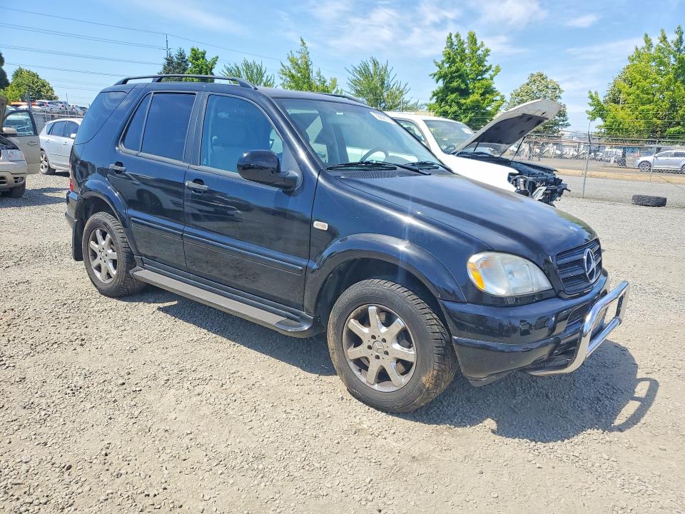 2000 Mercedes-benz M-klasse VIN 4JGAB72E2YA159622 COPART salvage auction — MINOR DENT/SCRATCHES, Or - Certificate Of Title, sold $1,050 on 2026-07-07 (photo 4)