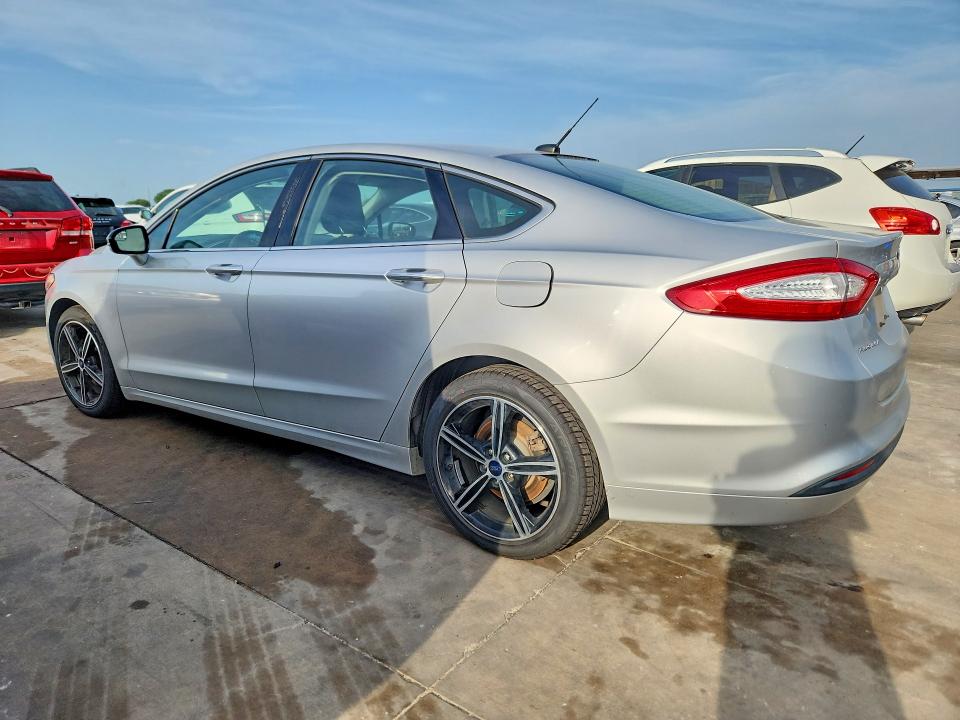 2014 Ford Fusion VIN 1FA6P0HD7E5379270 COPART salvage auction — SIDE, Tx - Salvage Vehicle Title, sold $1,250 on 2026-07-09 (photo 2)
