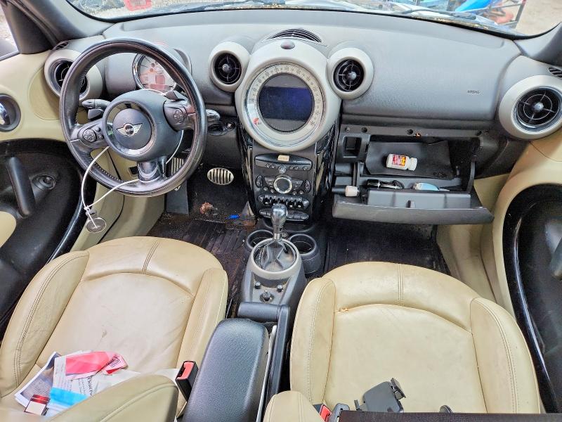 2011 Mini Cooper VIN WMWZC5C59BWH99389 COPART salvage auction — ROOF, On - Permit No Brand - Unfit, sold $300 on 2026-07-09 (photo 8)