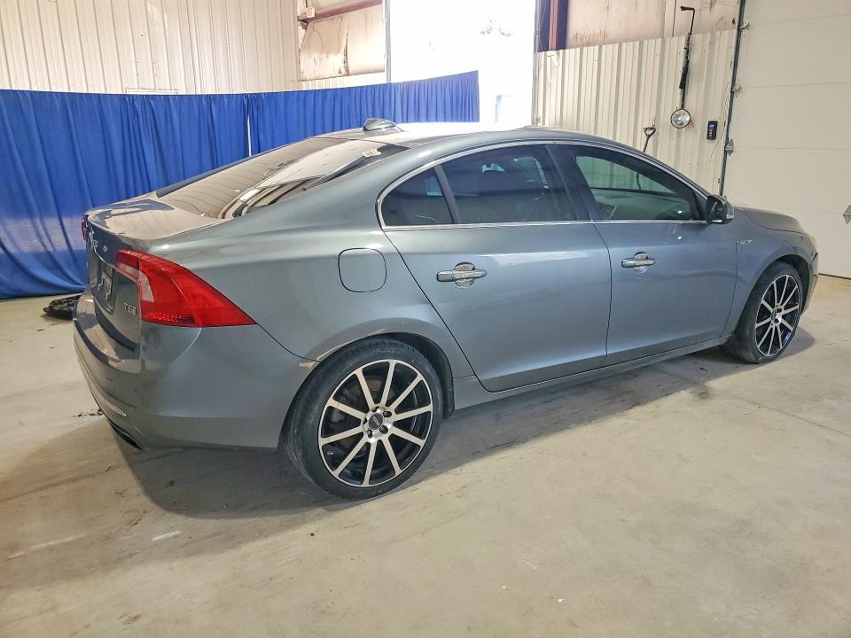 2016 Volvo S60 VIN LYV402FM0GB097043 COPART salvage auction — FRONT END, Wv - Certificate Of Title, sold $325 on 2026-07-09 (photo 3)