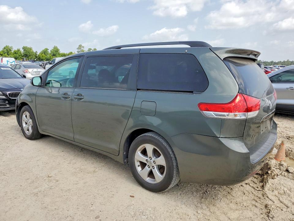 2013 Toyota Sienna VIN 5TDKK3DCXDS386504 COPART salvage auction — FRONT END, TX - SALVAGE VEHICLE TITLE (P), sold $1,650 on 2026-07-17 (photo 2)