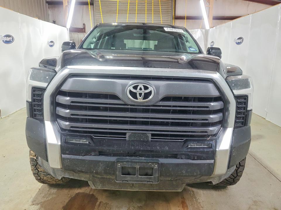 2023 Toyota Tundra VIN 5TFJA5DB7PX122320 COPART salvage auction — REAR END, TX - CERTIFICATE OF TITLE, sold $27,000 on 2026-07-28 (photo 5)