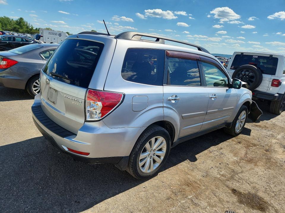 2012 Subaru VIN JF2SHADCXCH459359 COPART salvage auction — FRONT END, Salvage Title, sold $325 on 2026-07-10 (photo 3)