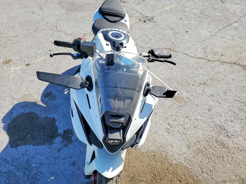 2024 Suzuki VIN JS1EM13B0R7103270 COPART salvage auction — FRONT END, Nv - Salvage Title, sold $2,550 on 2026-07-23 (photo 5)