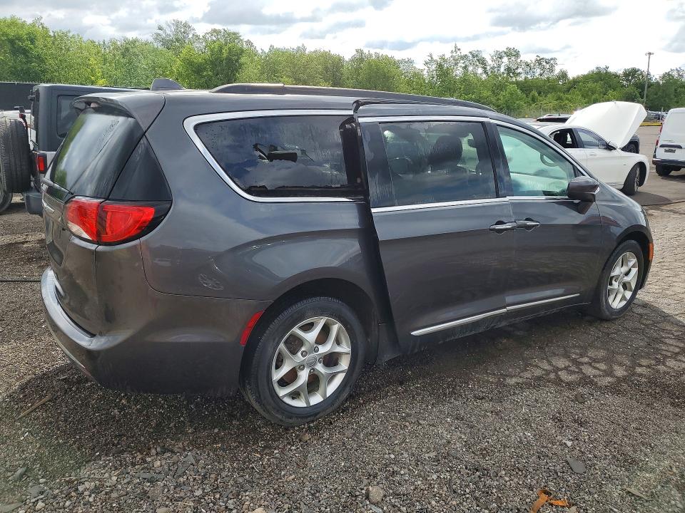 2017 Chrysler VIN 2C4RC1BG8HR816261 COPART salvage auction — SIDE, Mi - Dealer Only Clean Title, sold $4,900 on 2026-07-09 (photo 3)