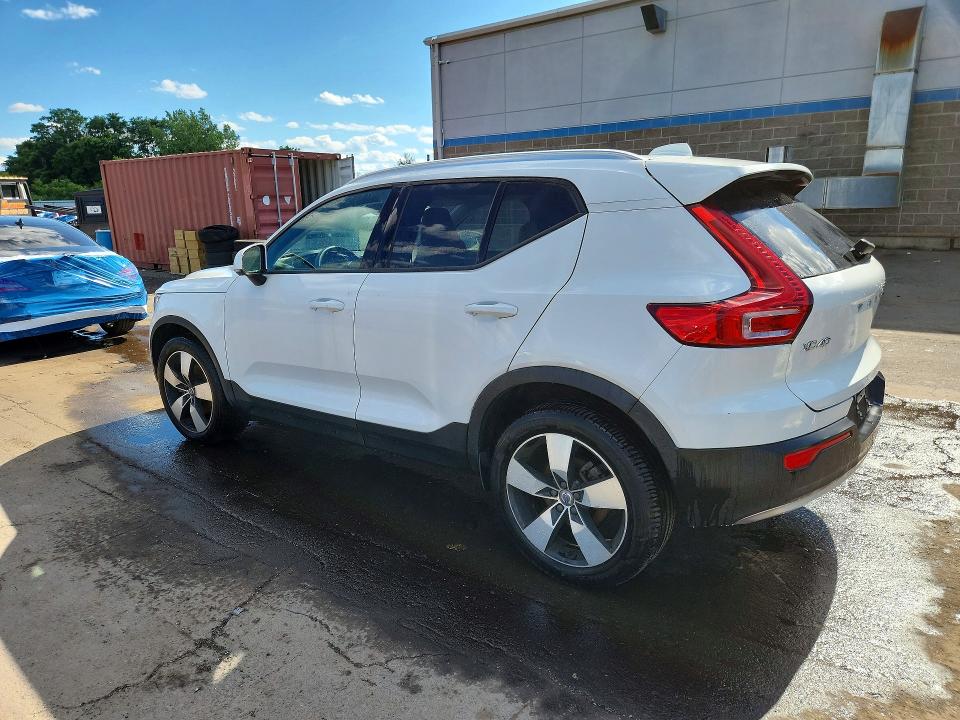 2019 Volvo Xc40 VIN YV4162XZ3K2014319 COPART salvage auction — WATER/FLOOD, Ct - Cert Of Title-Flood Salvage, sold $3,250 on 2026-08-04 (photo 2)