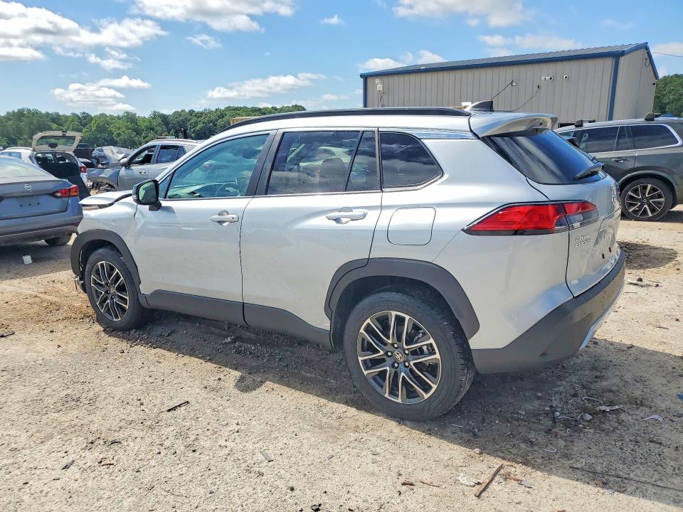 2026 Toyota Corolla cross VIN 7MUEAAAG8TV185555 COPART salvage auction — FRONT END, VA - CERT OF TITLE - SALVAGE, sold $8,100 on 2026-07-20 (photo 2)