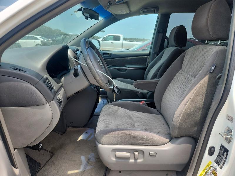 2010 Toyota Sienna VIN 5TDKK4CC0AS309143 COPART salvage auction — FRONT END, Tx - Salvage Vehicle Title, sold $1,400 on 2026-07-07 (photo 7)