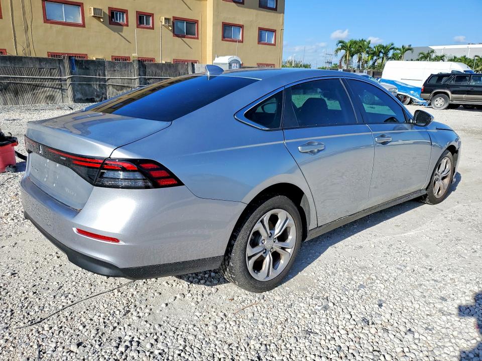 2025 Honda Accord VIN 1HGCY1F22SA068948 COPART salvage auction — FRONT END, Fl - Cert Of Title Slvg Rebuildable, sold $7,600 on 2026-08-21 (photo 3)