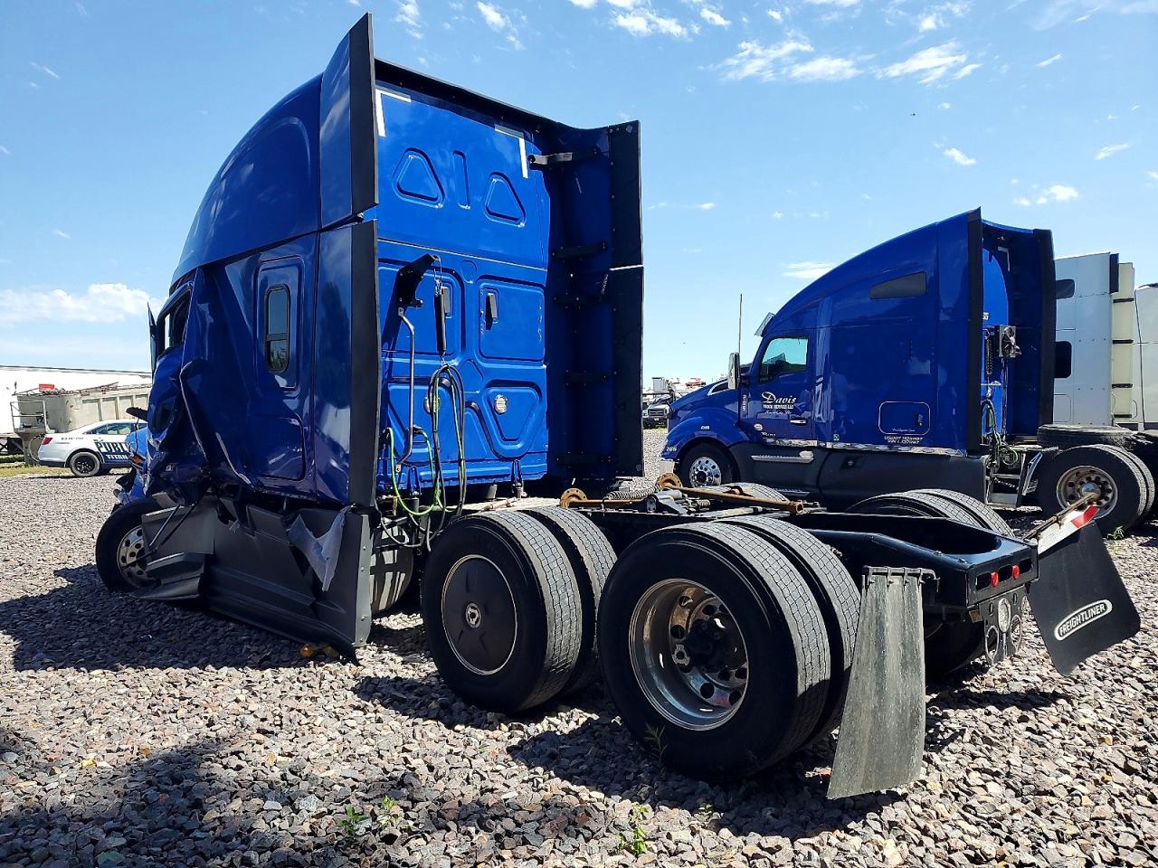 2024 Freightliner Cascadia 126 VIN 3AKJHHDR1RSVE2149 COPART salvage auction — Front End, KS - CERTIFICATE OF TITLE, sold $35,000 on 2026-07-10 (photo 3)