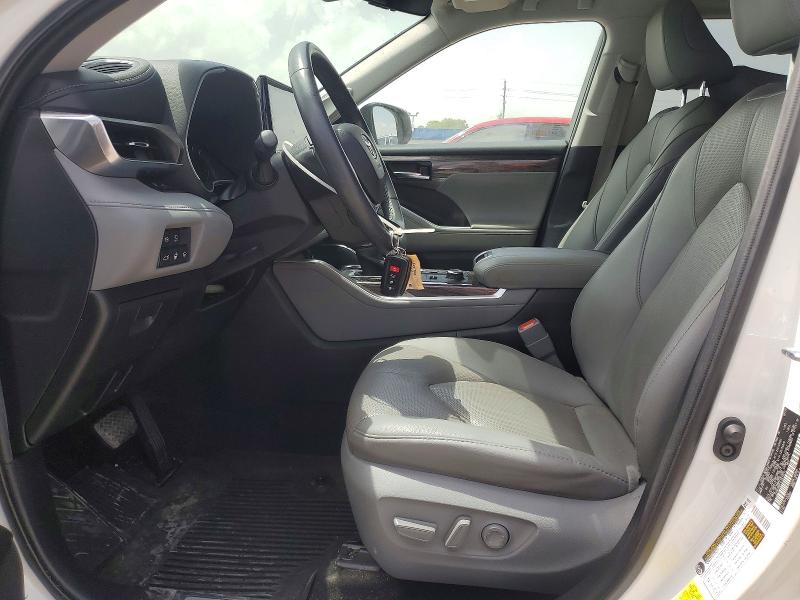 2020 Toyota Highlander VIN 5TDDZRBH1LS013811 COPART salvage auction — REAR END, Tx - Salvage Vehicle Title, sold $13,300 on 2026-07-23 (photo 7)