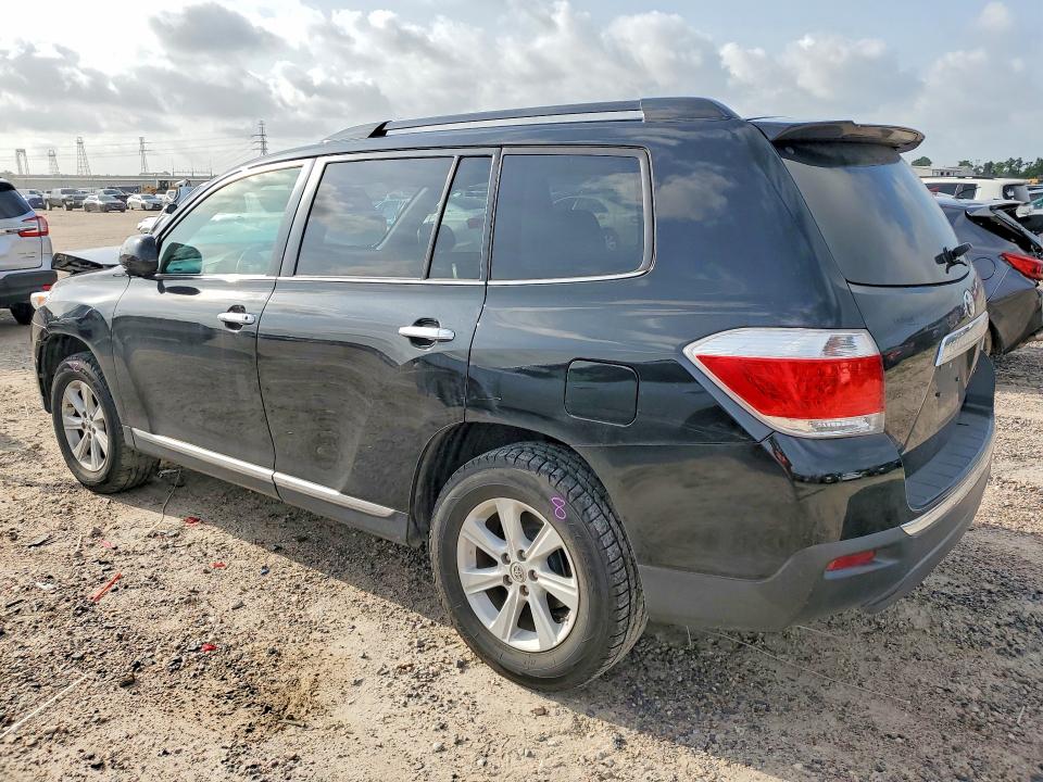 2013 Toyota Highlander VIN 5TDBK3EH2DS226966 COPART salvage auction — FRONT END, Tx - Salvage Vehicle Title, sold $5,300 on 2026-07-10 (photo 2)