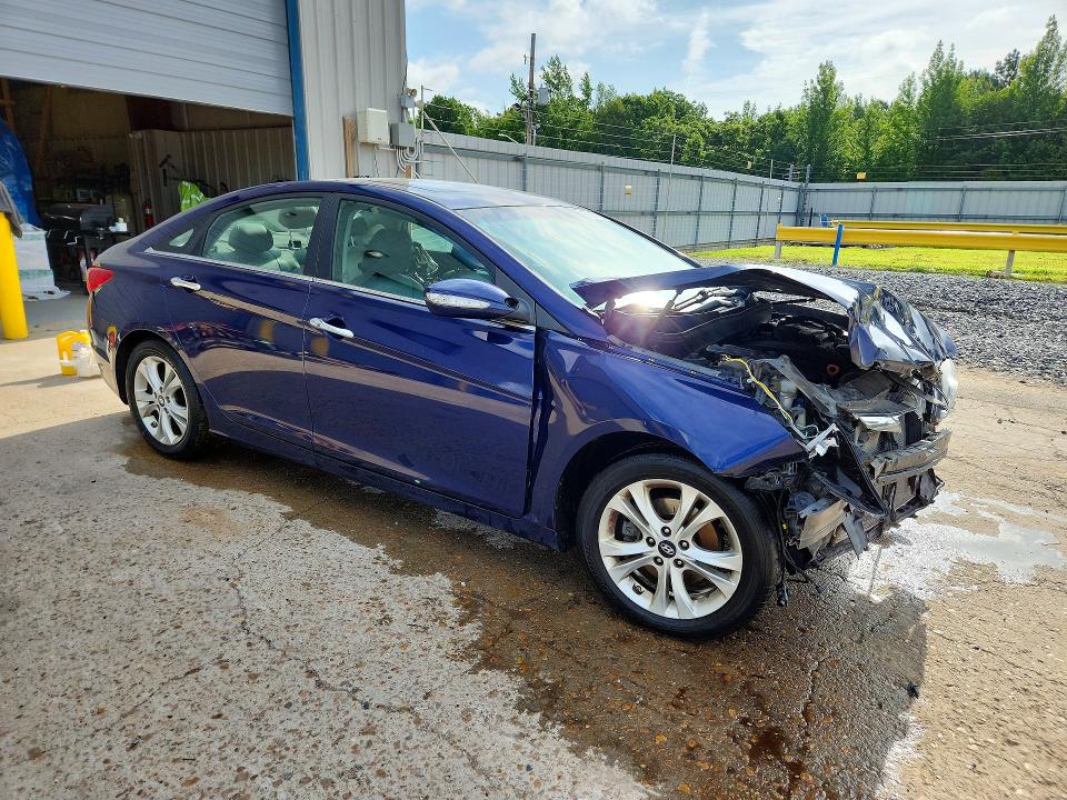 2013 Hyundai Sonata VIN 5NPEC4AC1DH598945 COPART salvage auction — FRONT END, Salvage Title, sold $225 on 2026-07-23 (photo 4)
