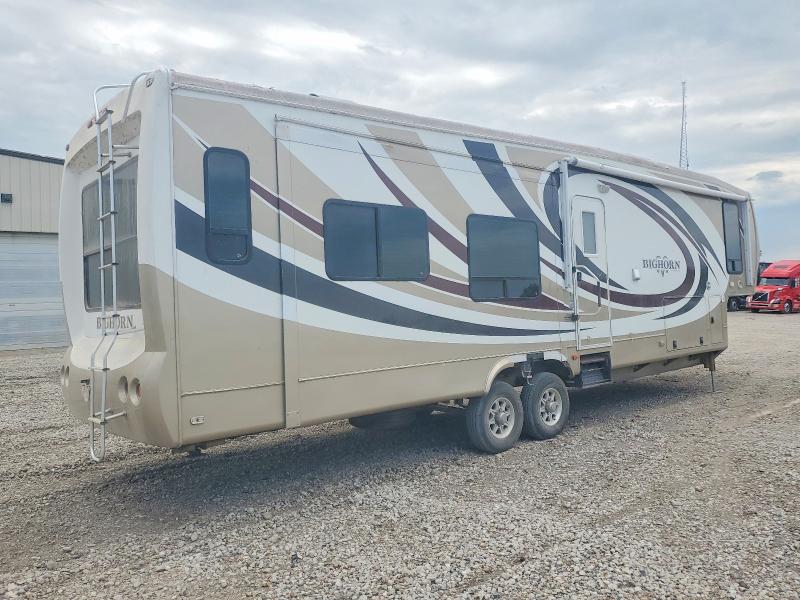 2013 Hear Trailer VIN 5SFBG3821DE257881 COPART salvage auction — ROOF, IA - CERTIFICATE OF TITLE, sold $7,400 on 2026-07-14 (photo 4)