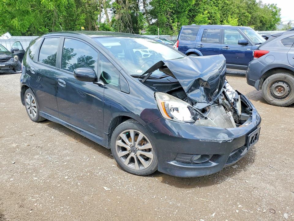 2014 Honda Fit VIN LUCGE8H77E3002099 COPART salvage auction — FRONT END, On - Permit Salvage, sold $375 on 2026-07-14 (photo 4)