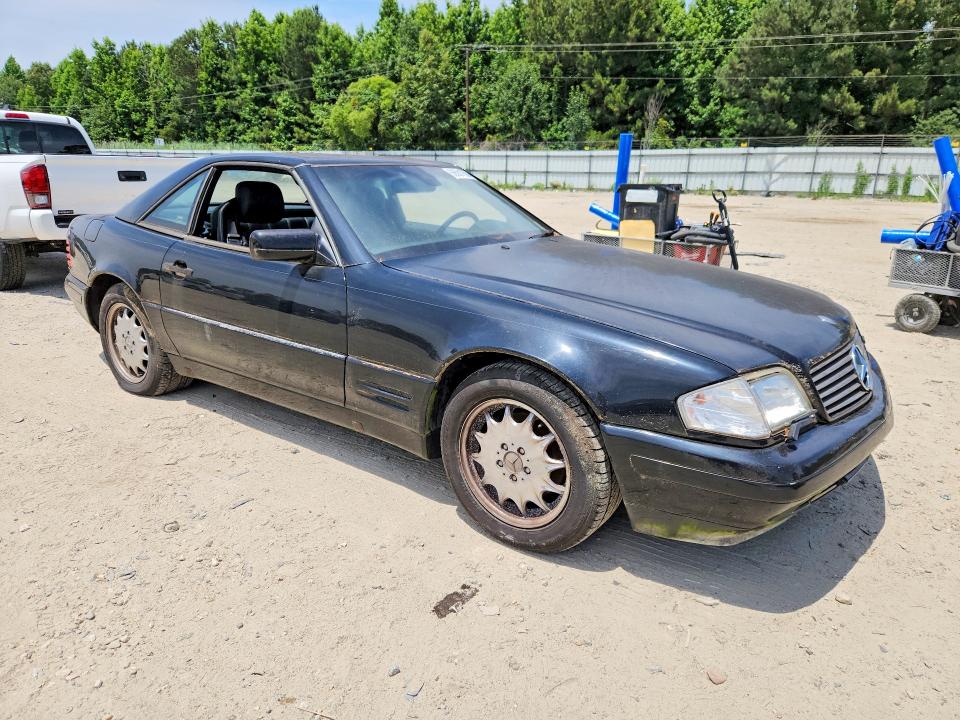 1998 Mercedes-benz Sl-class VIN WDBFA67F3WF169129 COPART salvage auction — NORMAL WEAR, Va - Certificate Of Title, sold $1,850 on 2026-07-14 (photo 4)