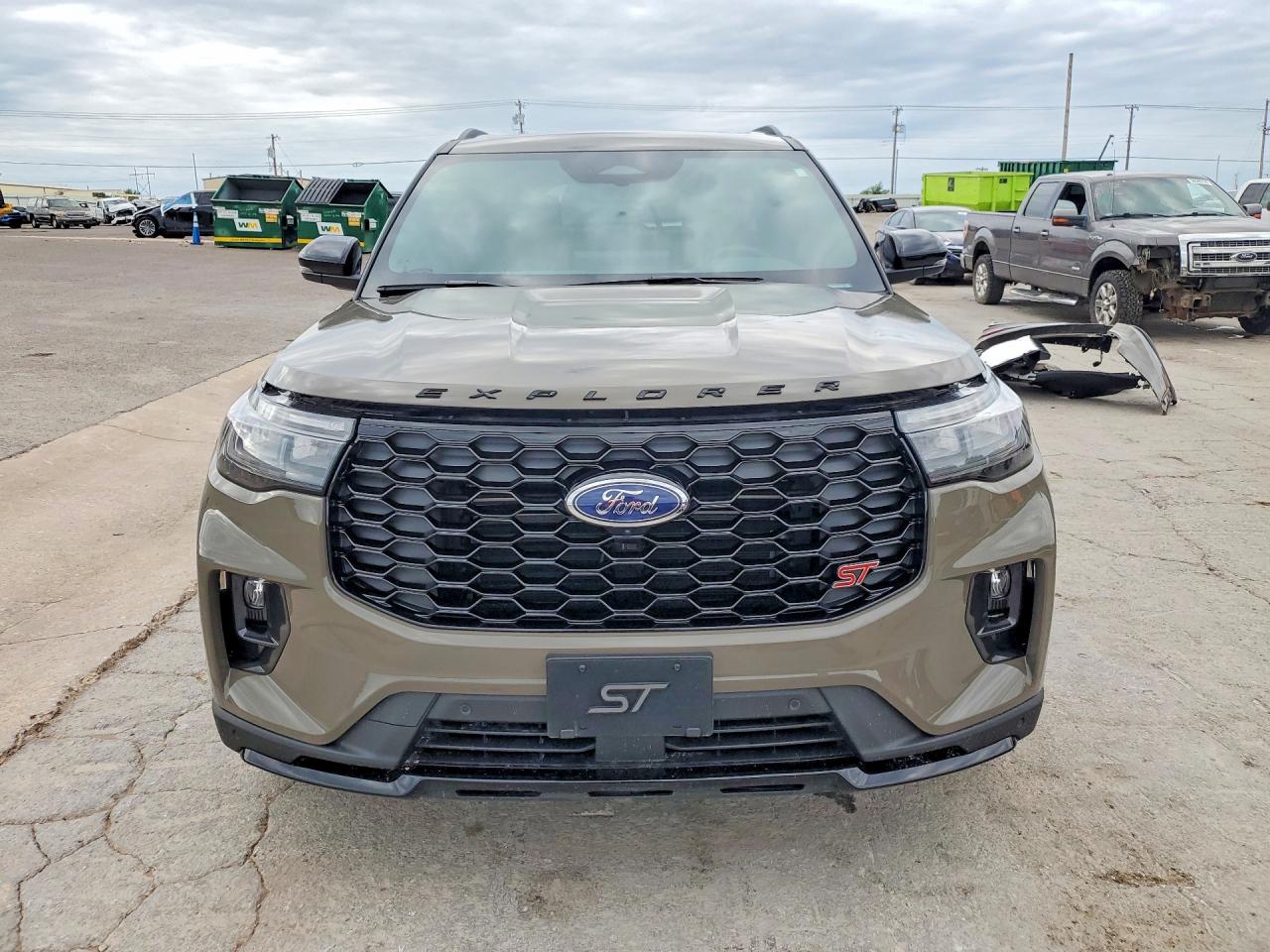 2026 Ford Explorer VIN 1FMWK8GC4TGA10251 COPART salvage auction — Rear End, OK - CERT OF TITLE-SALVAGE, sold $24,600 on 2026-06-25 (photo 5)