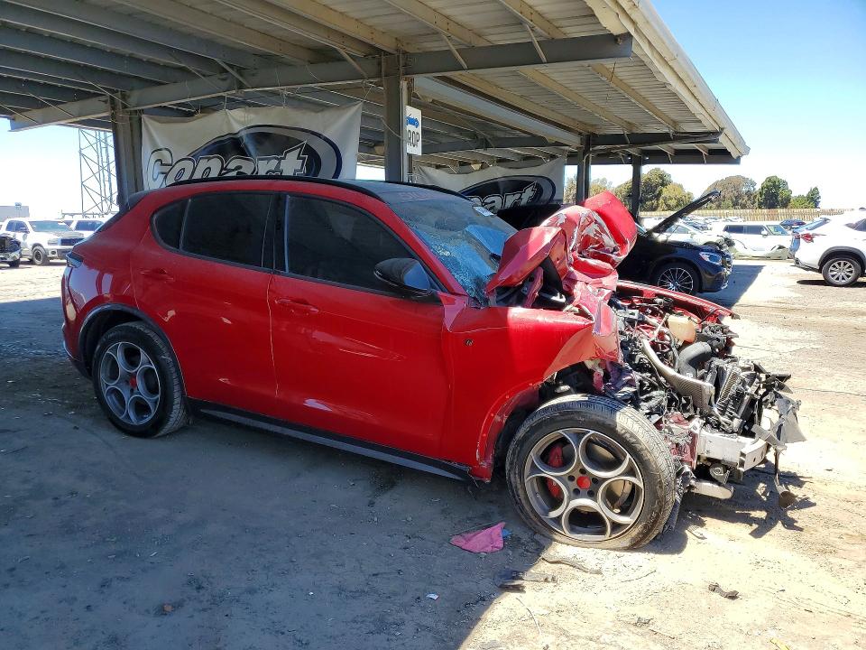 2022 Alfa romeo VIN ZASPAKBN6N7D30263 COPART salvage auction — FRONT END, Ca - Salvage Certificate, sold $15 on 2026-07-28 (photo 4)